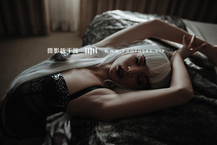 【P1242】黑暗情绪私房人像后期PS/LR预设 Embrace Presets – The Boudoir Tones