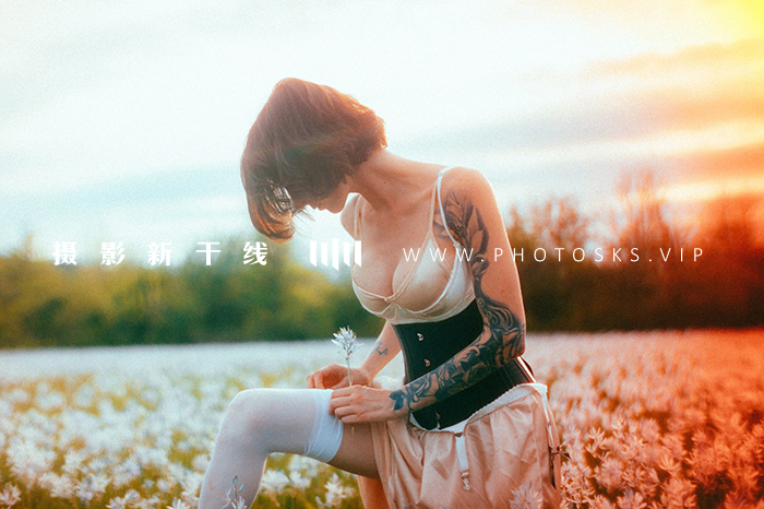 【P1324】Ryan McKinnon – Warm When I’m Not 温暖人像预设含摄影作品102P